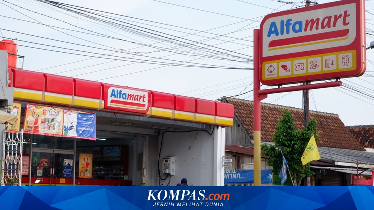 Alfamart Nusantara: Warm Meals at the Heart of Cilacap